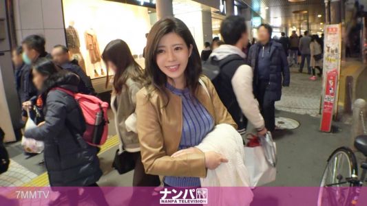200GANA-2004 真正軟派,初次拍攝。 1276 即使抵抗還是被帶走了…。越責備就越露出色情本性的淫亂護士!脫掉衣服連巨乳也會現形!
