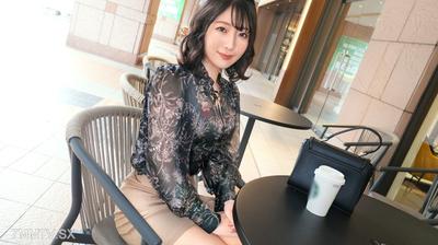 SIRO-5273 【Flawed Married Woman】 "When we"re in the cowgirl position, I move on my own..." She keeps searching for the pleasurable spots, mindlessly grinding her hips to draw waves of pleasure towards herself. She"s honest about her own pleasure she"s ju