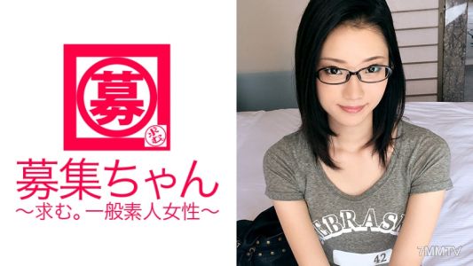 261ARA-202 초SSS급의 미소녀 대학생 미유키짱 등장! 안경 소녀인 그녀의 지원 이유는 &quot프로(AV남우)와 섹스 해보고 싶어서♪&quot 왜! 어떻게!？ 이렇게 귀여운 아이가! 모델.연예인 뺨치는 귀여움과 슬렌더 바디는 필견! &quot저, 미래에 비서가 되고 싶어서 열심히 공부하고 있어요!&quot 응？ 에로 비서가 되고 싶은 거야？