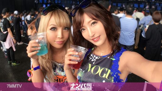 200GANA-1890 【파리피 페스티벌에서 파리피 걸 GET!】平成 마지막의 U〇TRA JAPAN에서 볼테이지 최고조의 에로 미녀 2인조가 당일 호텔에서 기다립니다! 텐션 UP↑↑하는 4P 난교 페스트로 전개! 일체감 최고의 절정까지 섹스!