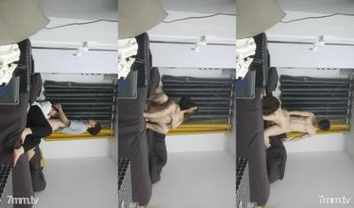 2022-1-6 &quotSpicy Prince&quot Handsome Guy With Abs Fucks A Post-2000 Student Girl From A Good Family