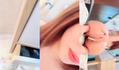 【美女落九川】高顏值20歲,活力美少女,掏出大奶子揉捏,圓潤大肥臀脫下內褲,中指扣入粉穴