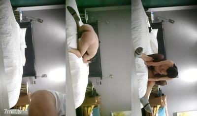 2022.10.1,【無情的屌】,美女紛至沓來,無縫銜接,抬頭舔逼女神嬌喘,白皙肉體