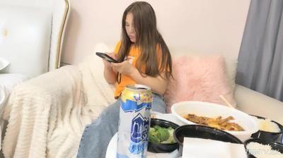 2023-5-18【瘦猴先生探花】約操豐滿良家妹子，扭扭捏捏還不願意，操起了叫的騷
