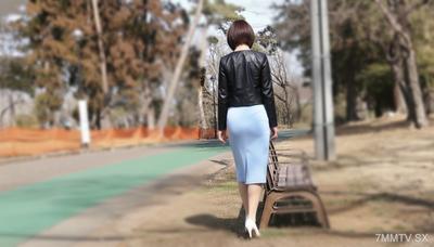 fc2-ppv 4814532 【子持ち】【童貞キラー】夫婦仲良し毎日中出しセックスなのに「養育費」を言い訳にAV応募したド変態ma.maが高速ピストンで潮吹き絶頂!お腹に大量ザーメンぶっかけ... | FC2電子市場