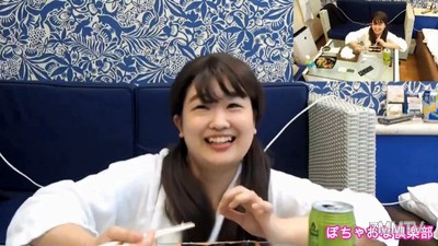 fc2-ppv 991688 明明是三人行，卻被搶走了心愛的男人。我要讓你看看！和別人做愛會嫉妒嗎？還滿認真地親熱了一番的初次三人行，享受這個肉感平坦小屁股萌巨乳JD1春ちゃん第三章