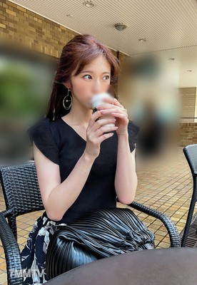 fc2-ppv 2235300 【年下好きの♀えろ姉さん】大学職員のお姉さん(27歳)色っぽ可愛さ100億万点！神美乳　ホテルで密会。発情男子大学生に何度も生中出し　個人撮影【身バレ厳禁取り扱い注意】 {