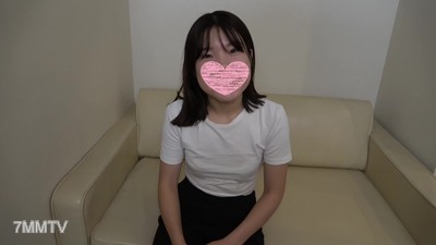 fc2-ppv 2483320 Indoor type naive girl. Unexpectedly lustful erotic girl with a seemingly docile appearance, gets creampied!