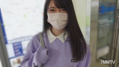 fc2-ppv 2933306 ※期間限定【2480→1980PT】※【大惨事】濕透了★極致潮吹美少女（１８）★從下面戳她光滑的小穴，結果飛出了難以置信的大量潮水★