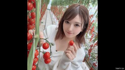 fc2-ppv 3172004 完全露臉！！今日限定價格2980pt!!【無修正】希望成為女主播的超可愛G罩杯巨乳現役女子大生…美到不行的粉紅色乳頭和如新雪般的美白肌膚，連續射精在她體內！！