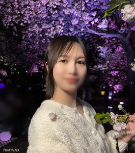 fc2-ppv 3258033 【Full Face】【First Shoot】Our First Date Under the Night Cherry Blossoms: Taking Bus Guide Manami on a Big Dick Explosion Tour with GoTo Travel ♡