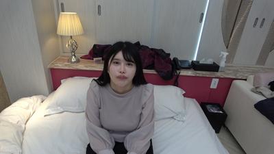 fc2-ppv 3299387 綾○春香像 G罩杯正統派美女 名器且色氣十足的表情讓人無法抗拒地大量內射 033