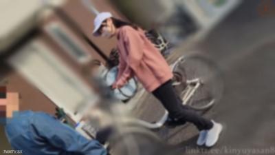 FC2-PPV 4323223 ※期間限定※【個人】家庭的で溌剌ボディな主婦、自宅リビングで電マでオナニーさせた動画に加えて、損害遅延金が高額なため、マスクも外させてフェラもさせて嫌がるのを無視して大量中出し（サンプル動画長め） {